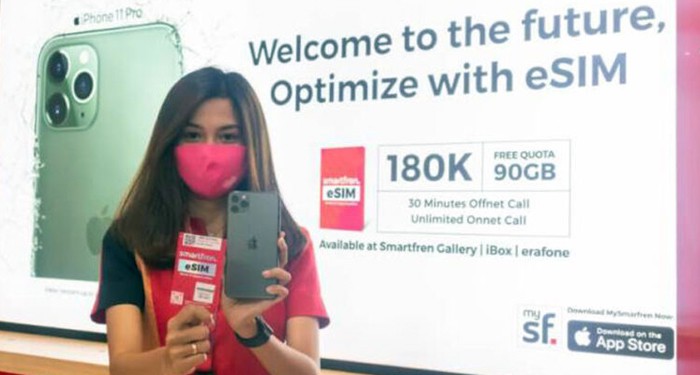 Pertama di Indonesia! Nikmati Dual SIM di iPhone SE dengan eSIM Smartfren