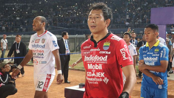 Karena Alasan Ini Kiper Persib Tak Bisa Komentari Gol Bali United