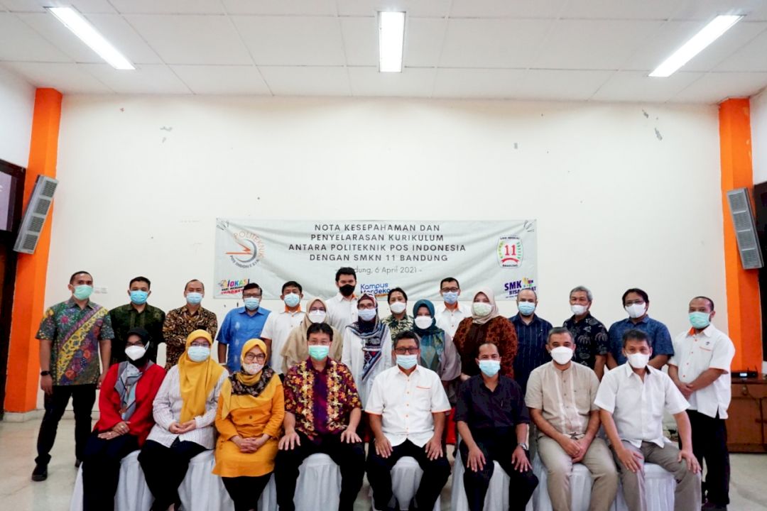 Poltekpos dan SMKN 11 Bandung Jalin Kesepahaman Penyelarasan Kurikulum