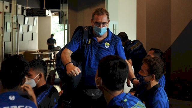 Tim Pelatih Gelar Pertemuan, Persib Berlatih Pekan Depan