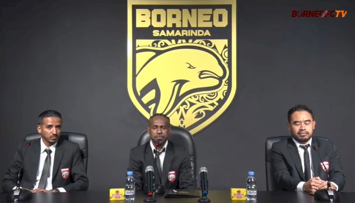 Ada Peran Eks Pelatih Persib di Balik Perekrutan Boaz Solossa ke Borneo FC