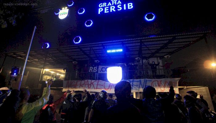 Bobotoh Ultimatum Manajemen Persib Bandung untuk Beri Tanggapan 2 x 24 Jam