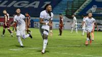 Aman dari Bali United, Persib Ditikung Arema 