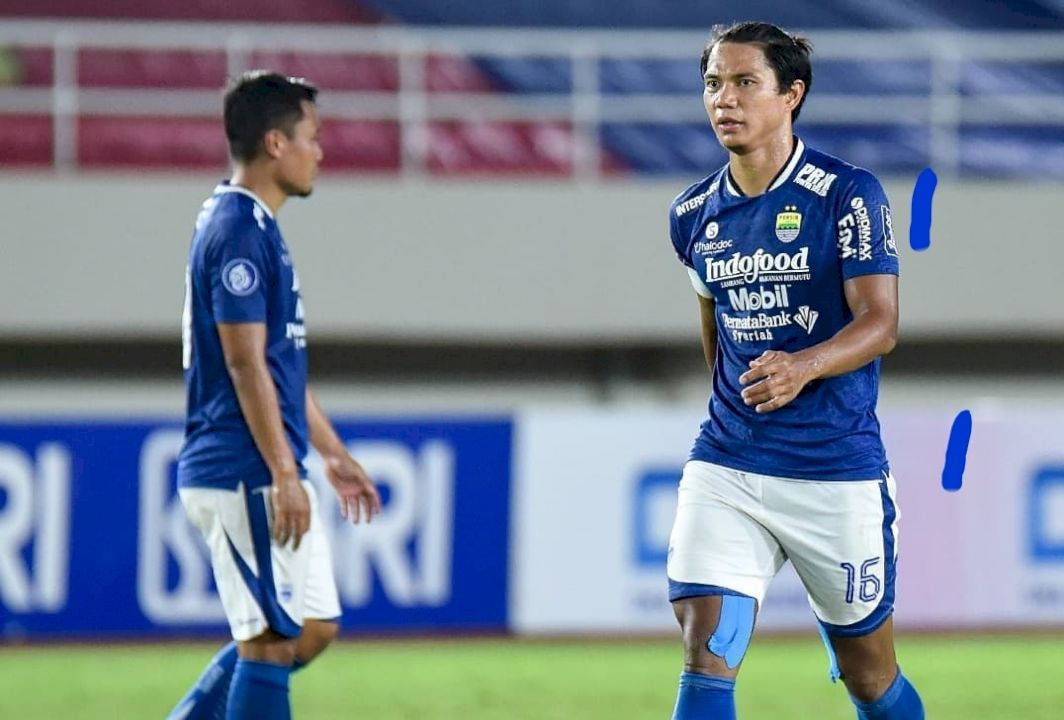 Jaga Jarak dengan Bhayangkara FC, Jupe Yakin Persib Bisa Bangkit 
