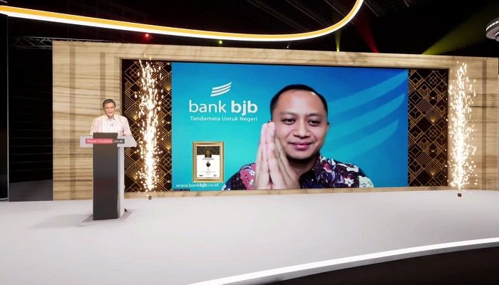 Dirut bank bjb Yuddy Renaldi Raih Indonesia Financial Top Leader Awards 2022