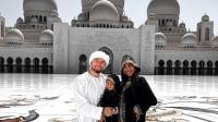 Marc Klok Kunjungi Masjid Agung Sheikh Zayed, Netizen: Masya Allah Akhi