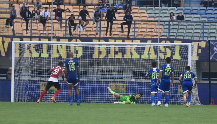 Telan Kekalahan dari Madura United, Robert Ungkapkan Kekecewaanya