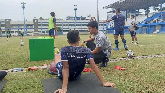 Latihan Persib Dipantau Petinggi Klub, Empat Pemain Berlatih Terpisah, Satu Absen