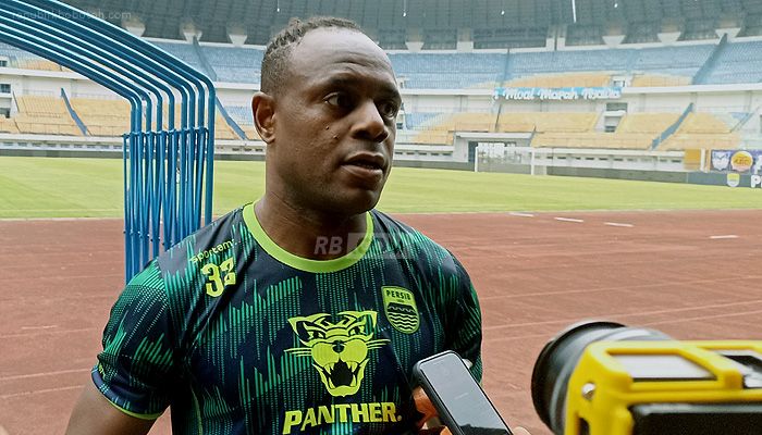 Alasan Victor Igbonefo Sebut Madura United vs Persib Laga Besar