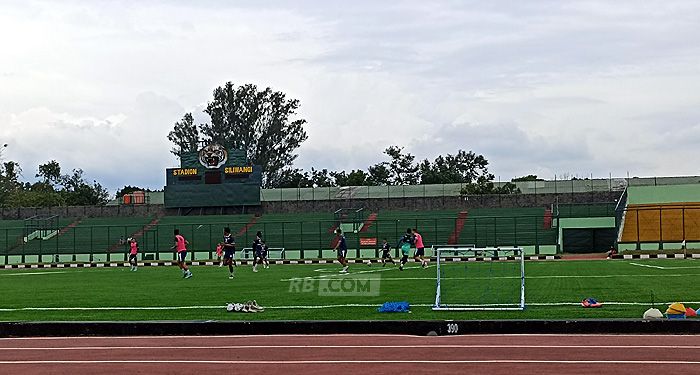 Begini Suasana dan Situasi Latihan Persib Jumat Sore