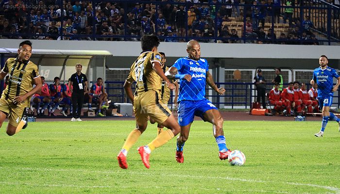 Hasil dan Skor Sementara Persib vs Dewa United di Pekan Ketiga Liga 1 2023-2024