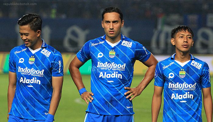 4 Pemain Persib Berstatus Terancam Skorsing saat Hadapi Bali United