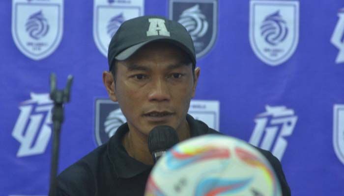 Gilang Angga Pastikan Kesiapan Persib Hadapi Borneo FC