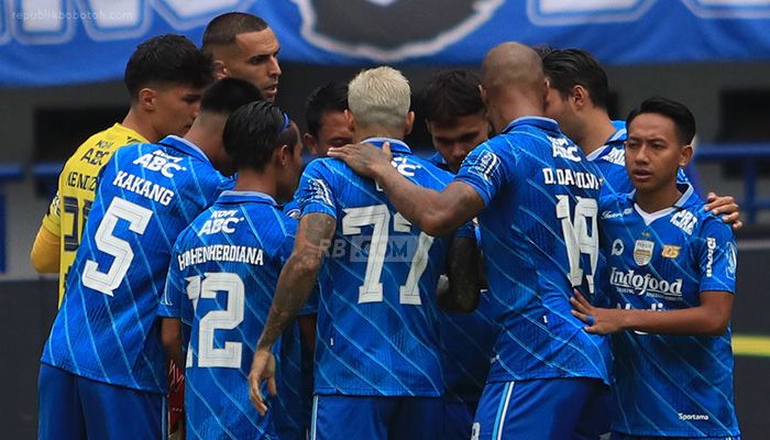 Susunan Pemain Persib dan Madura United dalam Laga Leg Kedua Final Liga 1