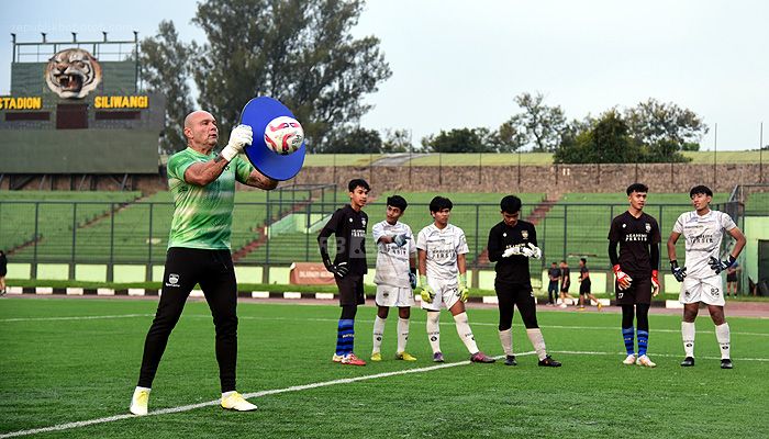 Dua Kiper Belia Persib Belum Dapat Menit Bermain, Luizinho Passos Buka Suara