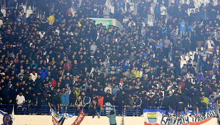 Reaksi Bobotoh setelah Persib Gasak PSBS Biak di Laga Pembuka Liga 1 2024-2025