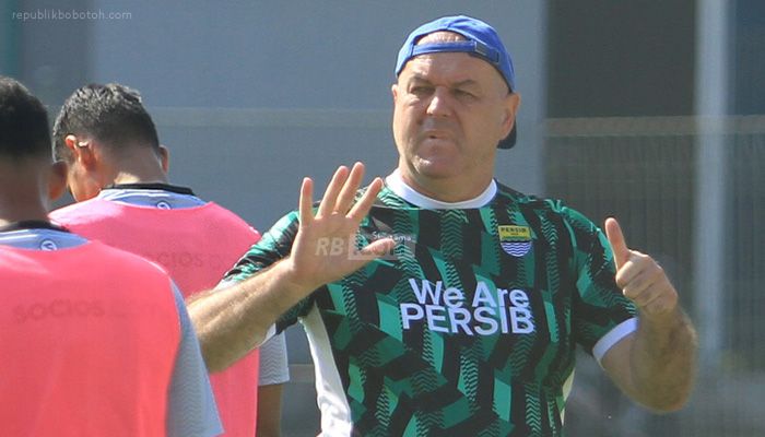 Ini Durasi Kontrak Bojan Hodak di Persib