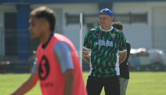 Bojan Hodak Beberkan Masalah Persib Jelang Laga Perdana Piala Presiden Melawan PSM