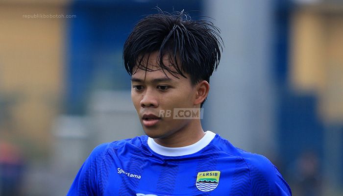 Edo Febriansah Idamkan Angkat Trofi Piala Presiden Bersama Persib