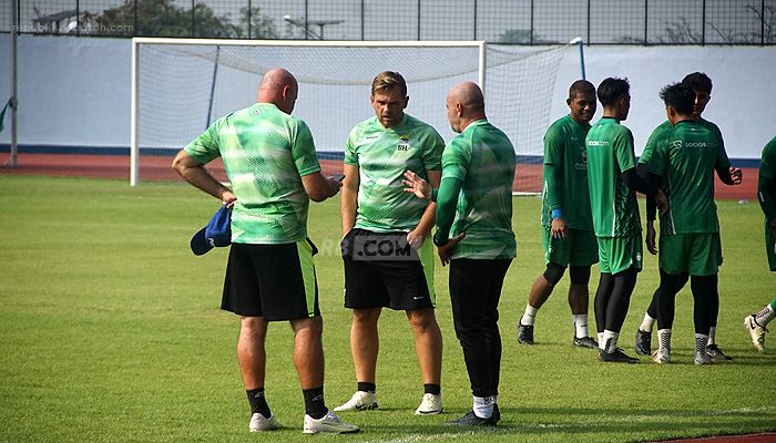 Dua Wajah Baru Sudah Hadir di Sesi Latihan Persib Hari Ini 10 Juli 2024