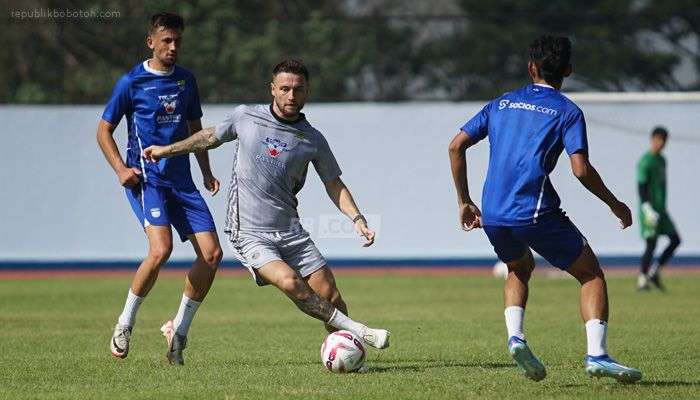 Hasil Pertandingan Gim Internal Persib Tim Biru vs Tim Putih, Begini Komentar Bojan Hodak