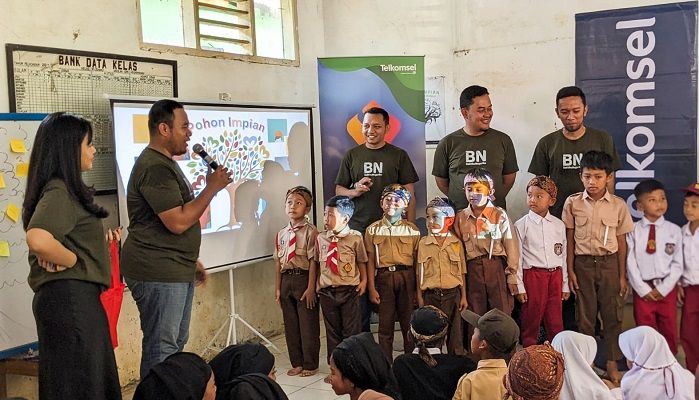 Telkomsel Gelar Baktiku Negeriku 2024, Dorong Ekonomi Desa dengan Pemanfaatan Teknologi