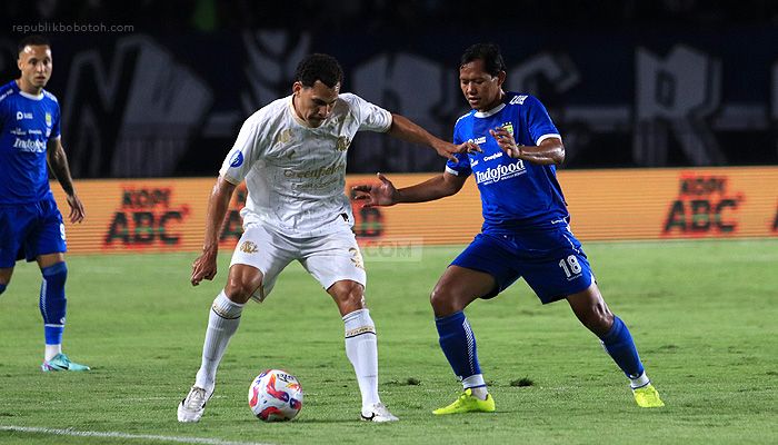 Adam Alis Sempat Grogi saat Tampil Jadi Starter di Laga Persib vs Arema