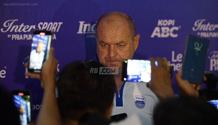 Bojan Hodak Yakin PSSI Akan Ringankan Beban Persib di ACL Two