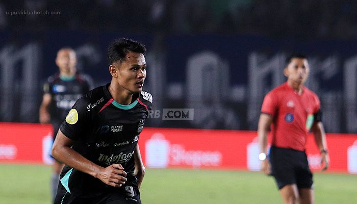 Rapor Dimas Drajad dan Adam Alis setelah Lakoni Debut Bersama Persib di Laga Resmi