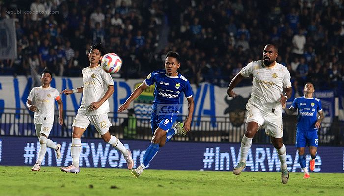 Arema Tampil dengan Motivasi Berlipat saat Hadapi Persib, Begini Kata Bojan Hodak