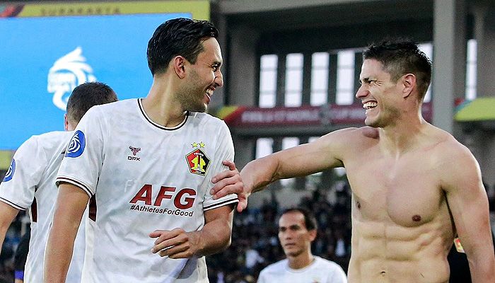 Ezra Walian Gacor Bersama Persik Kediri