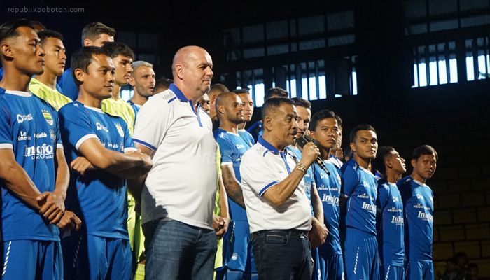 Sapa Bobotoh di Launching Tim Persib, Bojan Hodak, Umuh Muchtar dan Marc Klok Bilang Begini