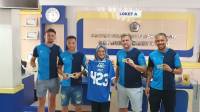 Asisten Pelatih dan Tiga Pemain Asing Persib Aktivasi EFIN di KPP Cibeunying