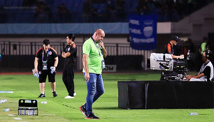 Bojan Hodak Sampaikan Kabar Kurang Baik Jelang Laga Kontra Persija