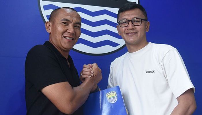 Zaenal Arif, Boy Jati, Erik Setiawan dan Tantan Tukangi Bandung United 