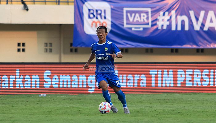 Henhen Herdiana Pastikan Persib Tetap Membumi Usai Taklukkan Persebaya