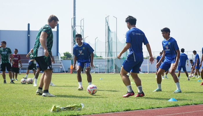 Persib Kembali Gelar Sesi Latihan, Sejumlah Pemain Absen