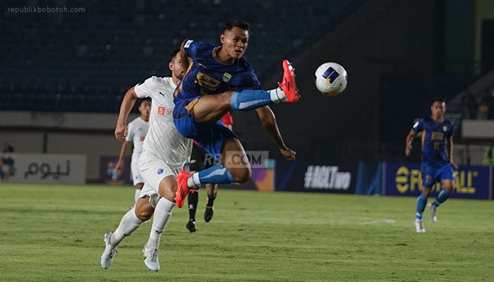 Reaksi Bobotoh setelah Persib Remis dengan Lion City Sailors, Sebut Dimas Drajad Cosplay Zinedine Zidane