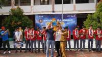 Apresiasi Champion Piala by.U 2024, Telkomsel Bagikan 1.000 Voucher by.U  ke siswa SMAN 18 Bandung