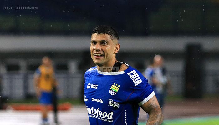 Hasil Pertandingan Persib vs Borneo FC, Maung Bandung Gasak Pesut Etam