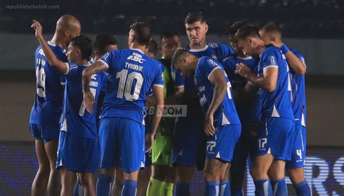 Jadwal Pertandingan Persib di Bulan November 2024