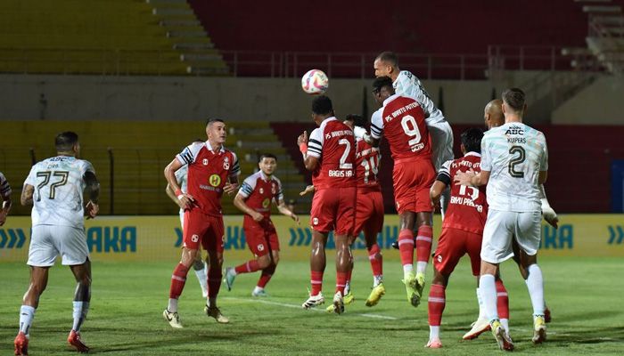 FT: Persib Tekuk Barito Putera, Kemenangan untuk Dedi Kusnandar