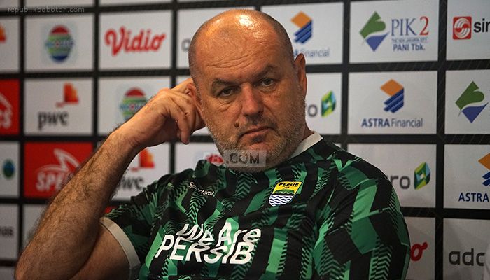 Jelang Hadapi Persita, Bojan Hodak Akui Persib Kelelahan