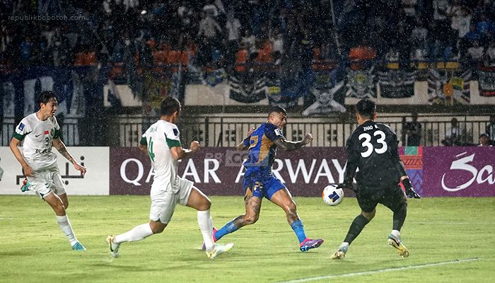 Hasil dan Skor Sementara Persib vs Zhejiang FC: Maung Bandung Tertinggal