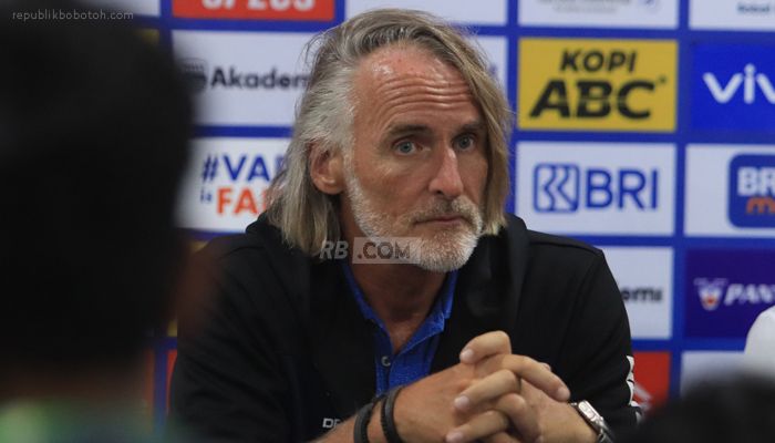 Jan Olde Riekerink Beberkan Kunci Kemenangan Dewa United Atas Persib