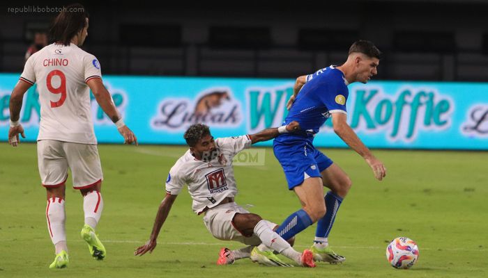 Persib Minim Kebobolan di Liga 1, Nick Kuipers Ungkap Kunci Suksesnya