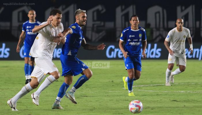 5 Pertemuan Terakhir Arema FC vs Persib di Liga 1, Prediksi Skor