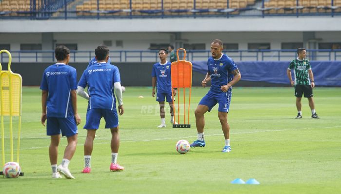 Marc Klok Absen, 4 Pemain Jalani Latihan Terpisah