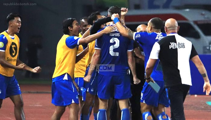 Kembali ke Jalur Kemenangan, Persib Pede Hadapi Semen Padang