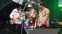 Keren, Wali Band Nyanyi Bareng Ribuan Dulur-dulur Coklat Kita Ngabuburit di Ciamis